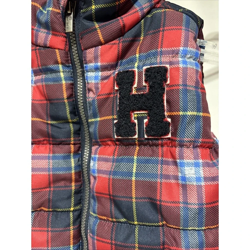 Tommy Hilfiger Red Plaid Varsity Puffer‎ Vest Size 18 months Pockets